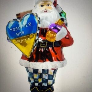 MacKenzie-Childs Santa christmas tree Ornament stand with ukraine Heart new box